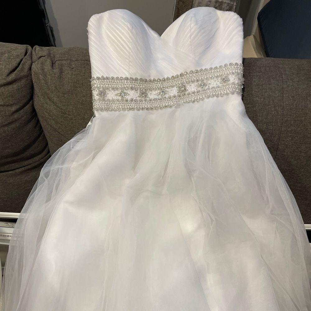 $2,000 Oleg Cassini Strapless Wedding Dress with Beading A-line - Picture 2 of 7
